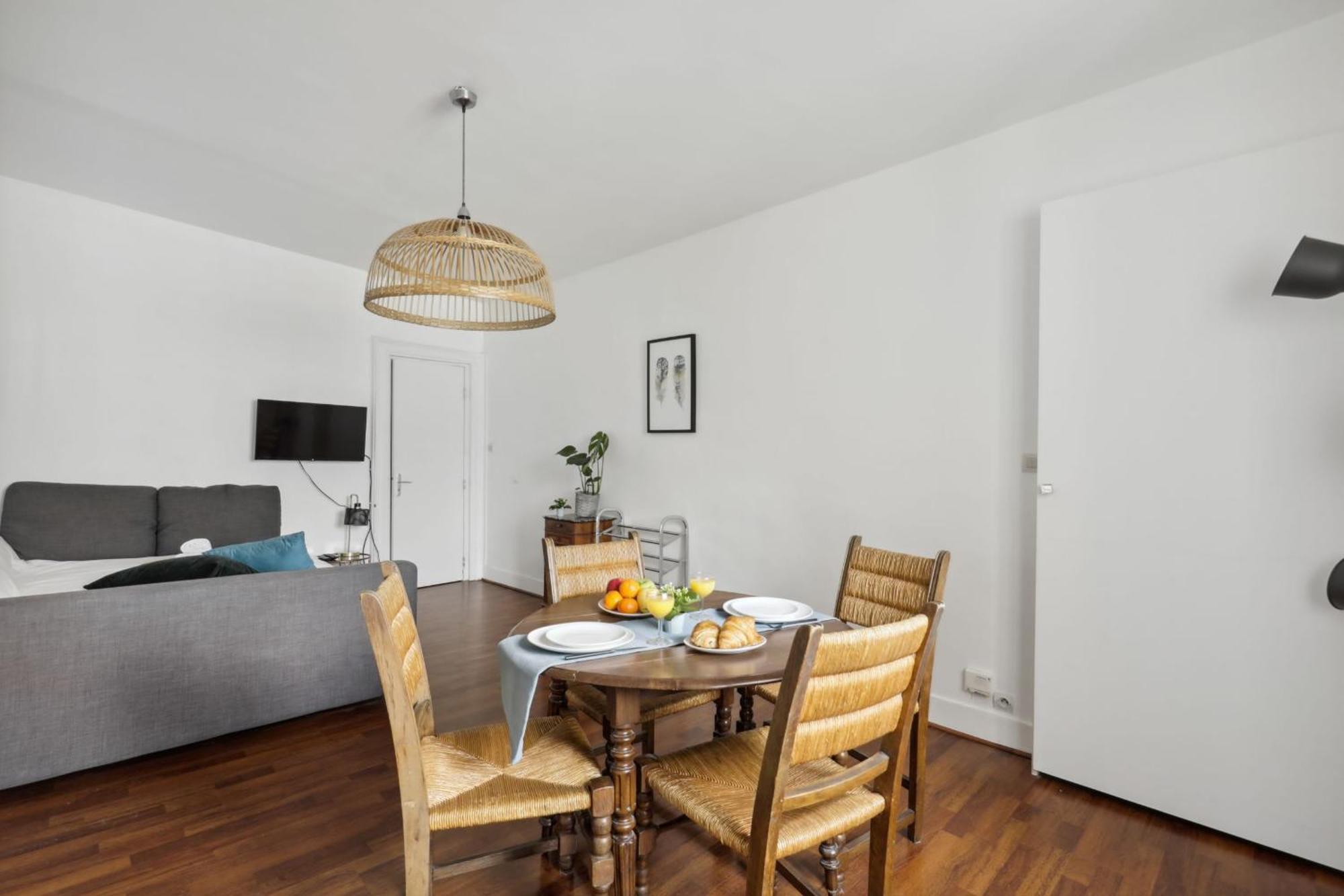Le Marais & Place Des Vosges - Cityapartmentstay Paris Exterior photo